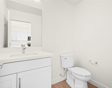 9613 Juniper Avenue - Photo Thumbnail 12