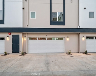 9613 Juniper Avenue - Photo Thumbnail 21