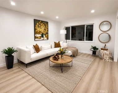 1065 S Prospero Drive - Photo Thumbnail 9