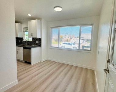 1065 S Prospero Drive - Photo Thumbnail 8