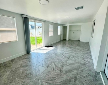 1065 S Prospero Drive - Photo Thumbnail 22