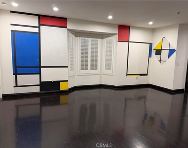 329 Genoa Street - Photo Thumbnail 11