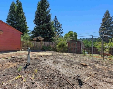 755 Glenside Dr - Photo Thumbnail 22