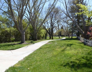 1626 Harlan Dr - Photo Thumbnail 38