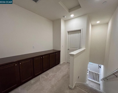 2762 Ferrara Cir - Photo Thumbnail 21