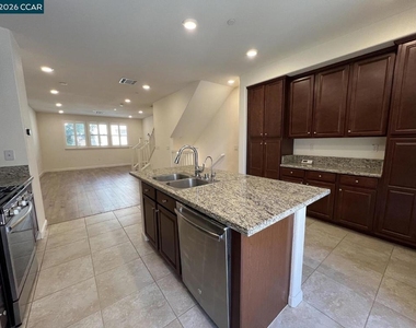 2762 Ferrara Cir - Photo Thumbnail 15
