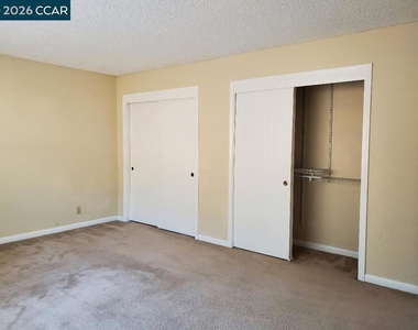 708 Court Ln - Photo Thumbnail 20