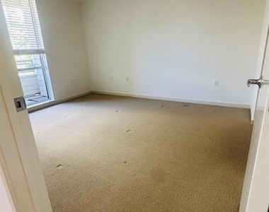 1655 N California Blvd - Photo Thumbnail 7