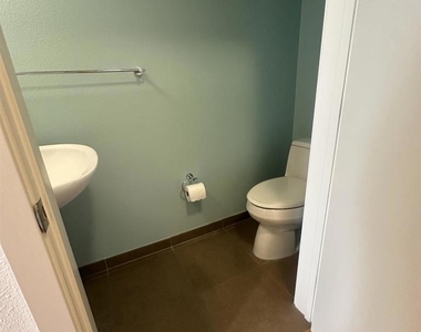 1655 N California Blvd - Photo Thumbnail 12
