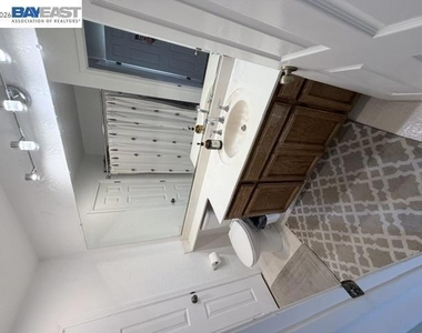 794 Praderia Circle - Photo Thumbnail 13