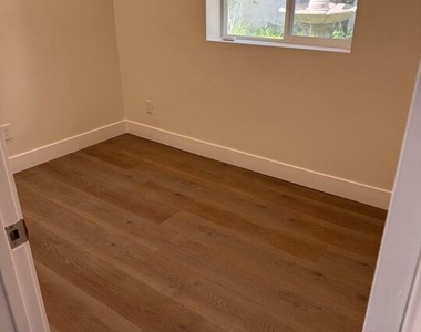 4608 Whispring Wood Court - Photo Thumbnail 3