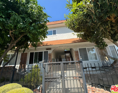 1630 Granville Avenue - Photo Thumbnail 13