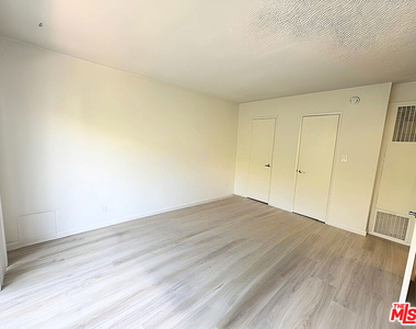 1630 Granville Avenue - Photo Thumbnail 10