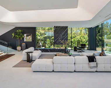 1254 Roberto Lane - Photo Thumbnail 8