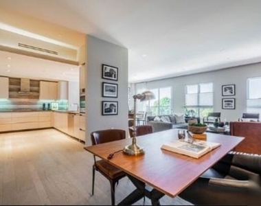2391 Roscomare - Photo Thumbnail 26