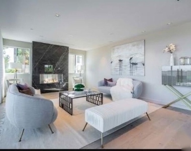 2391 Roscomare - Photo Thumbnail 18