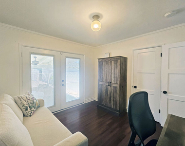 436 N Cordova Street - Photo Thumbnail 19