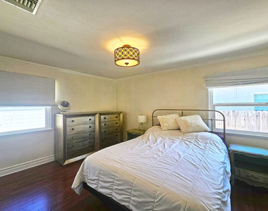 436 N Cordova Street - Photo Thumbnail 16