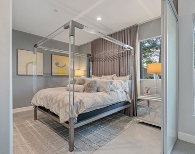 1250 N Harper Avenue - Photo Thumbnail 20
