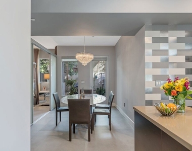 1250 N Harper Avenue - Photo Thumbnail 13