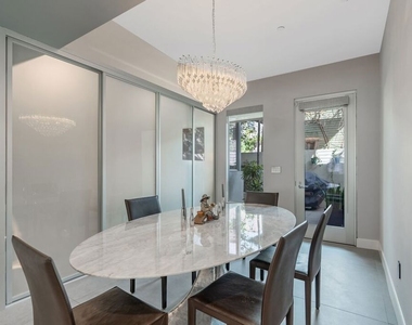 1250 N Harper Avenue - Photo Thumbnail 14