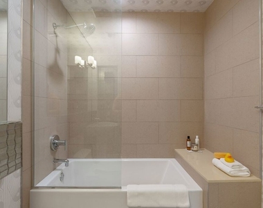 1250 N Harper Avenue - Photo Thumbnail 34