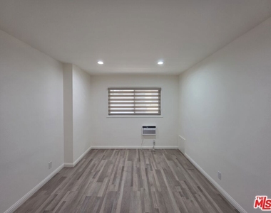 1224 N Fairfax Avenue - Photo Thumbnail 23