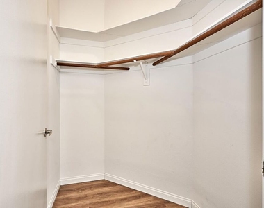 500 S Berendo Street - Photo Thumbnail 23