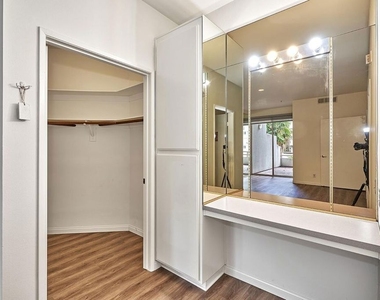 500 S Berendo Street - Photo Thumbnail 22