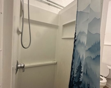 101 Dudley Avenue - Photo Thumbnail 5