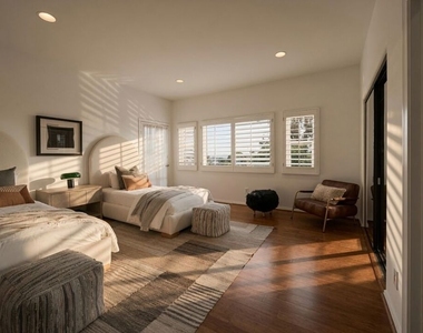 15330 Del Gado Drive - Photo Thumbnail 21