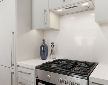 130 S Sepulveda Boulevard - Photo Thumbnail 23