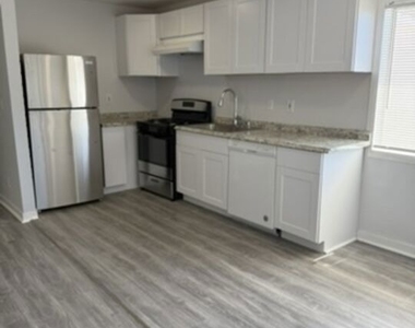 941 N Kingsley Drive - Photo Thumbnail 9