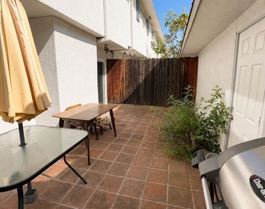 10206 Oklahoma Avenue - Photo Thumbnail 19