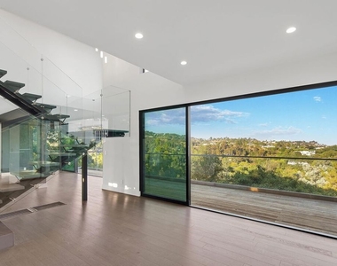 2000 Westridge Road - Photo Thumbnail 8