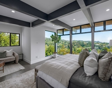 2000 Westridge Road - Photo Thumbnail 11