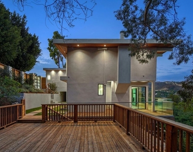2000 Westridge Road - Photo Thumbnail 21