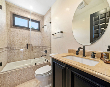 458 N Flores Street - Photo Thumbnail 17