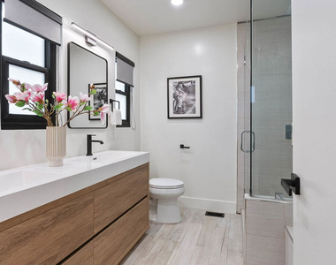 11346 Thurston Place - Photo Thumbnail 9