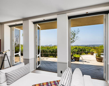 9656 Lawlen Way - Photo Thumbnail 6