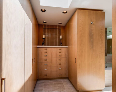 9656 Lawlen Way - Photo Thumbnail 21