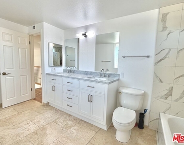 1615 Wellington Place - Photo Thumbnail 21