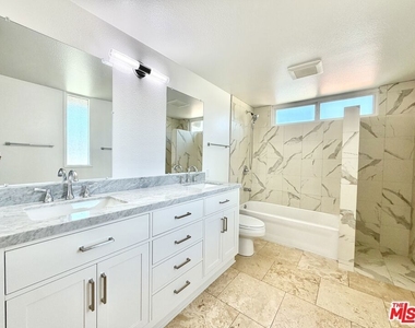 1615 Wellington Place - Photo Thumbnail 19