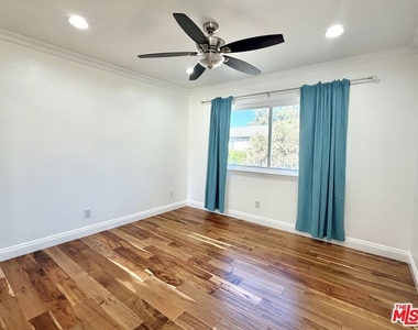 1615 Wellington Place - Photo Thumbnail 24