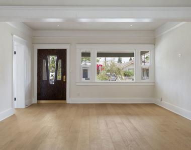 1828 W 41st Place - Photo Thumbnail 14