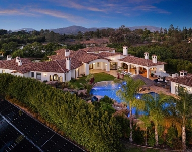 7031 Las Colinas - Photo Thumbnail 1