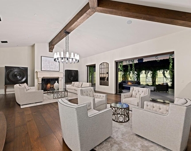 7031 Las Colinas - Photo Thumbnail 37