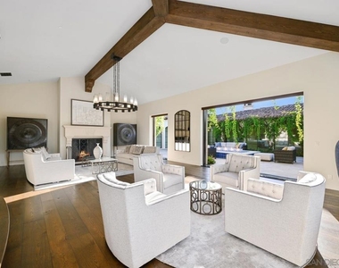 7031 Las Colinas - Photo Thumbnail 9