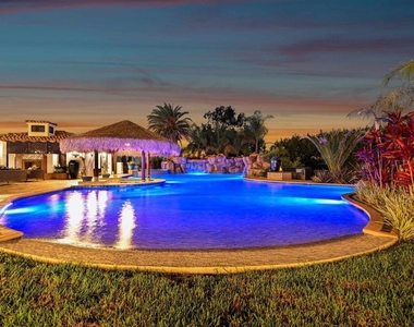 7031 Las Colinas - Photo Thumbnail 40