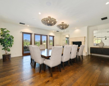 7031 Las Colinas - Photo Thumbnail 16